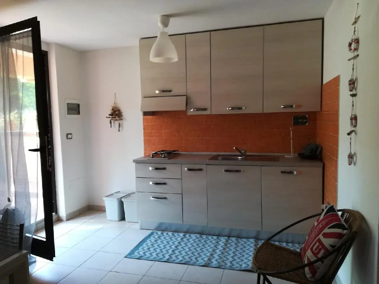 דירות קאפוליברי Lido I Palmizi 0*,  איטליה
